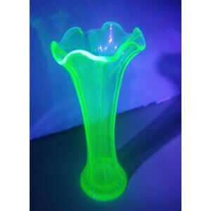 Vintage Imperial Glass 1920's Uranium Green Depression glass swung vase 10"